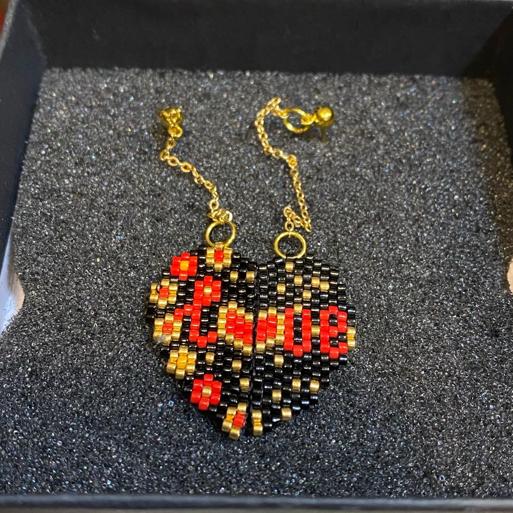 Heart Beaded Necklace - Black, Red, Gold